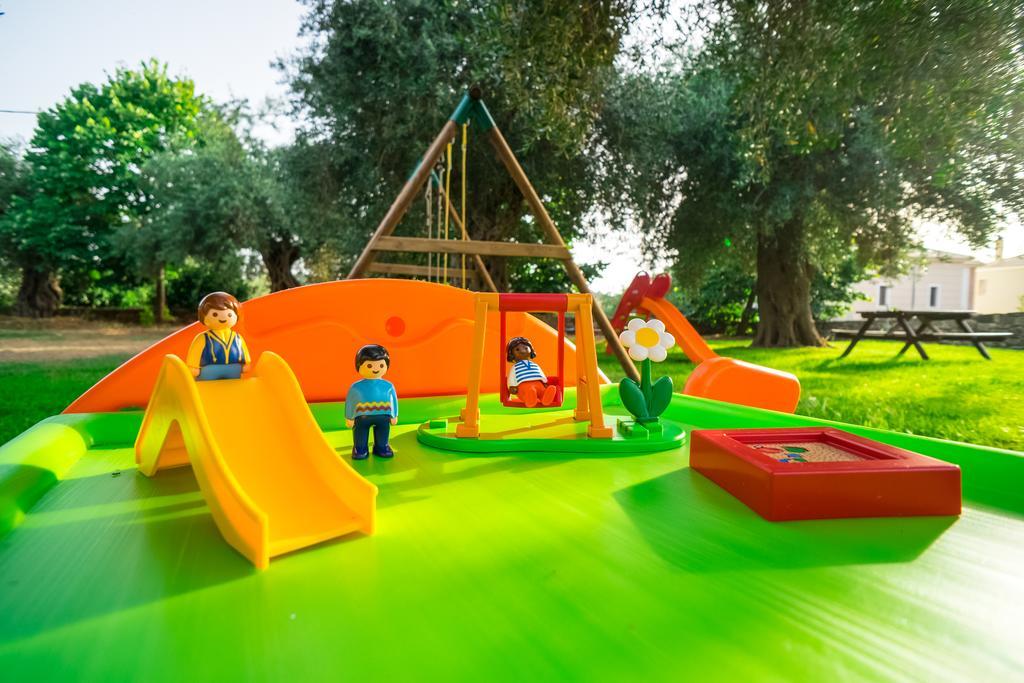 Sivota Apartments Athina ภายนอก รูปภาพ